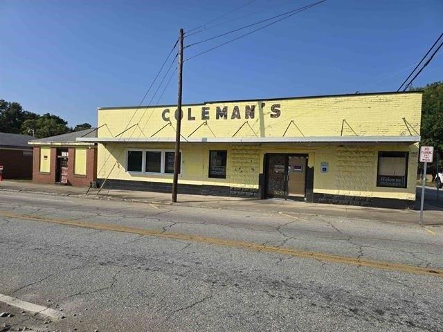 Currently Displayed Property Photo
