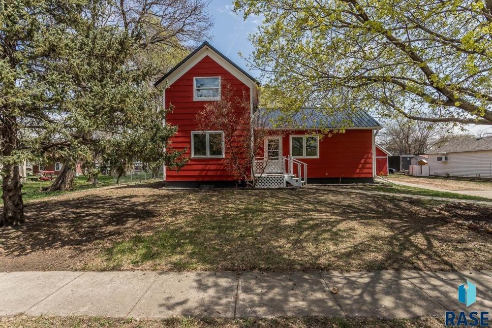 Currently Displayed Property Photo