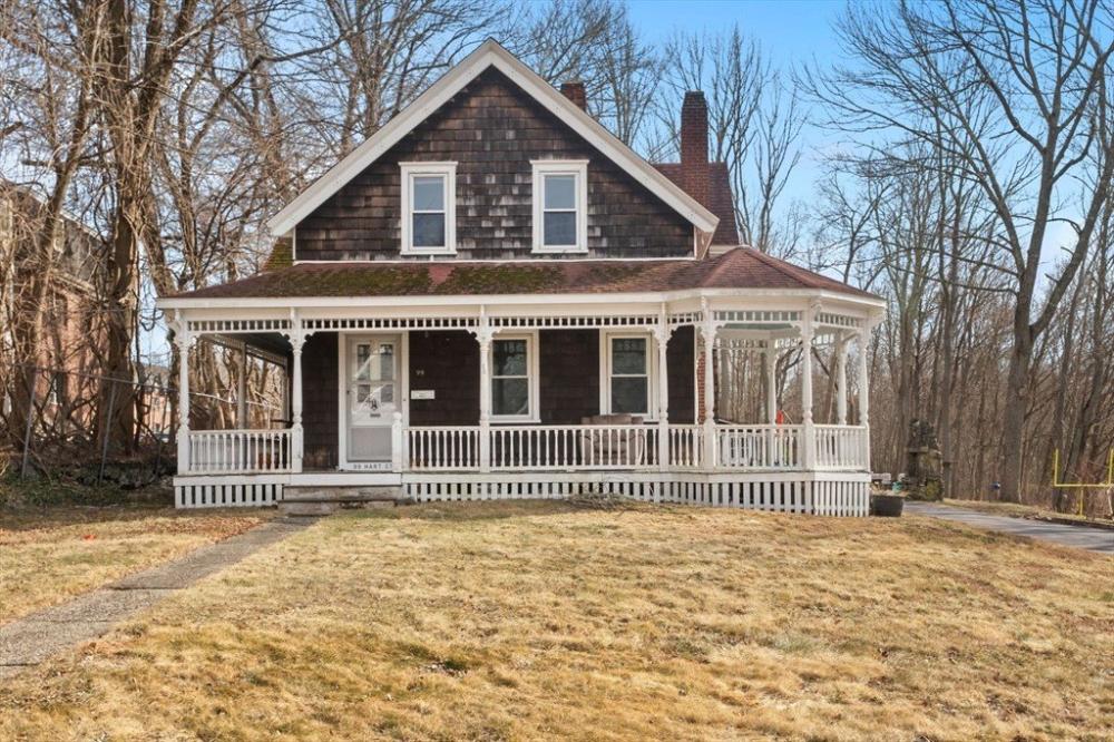 Currently Displayed Property Photo