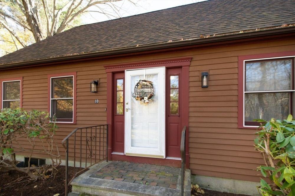 Currently Displayed Property Photo