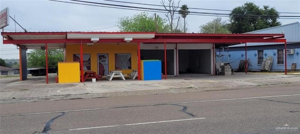 Currently Displayed Property Photo