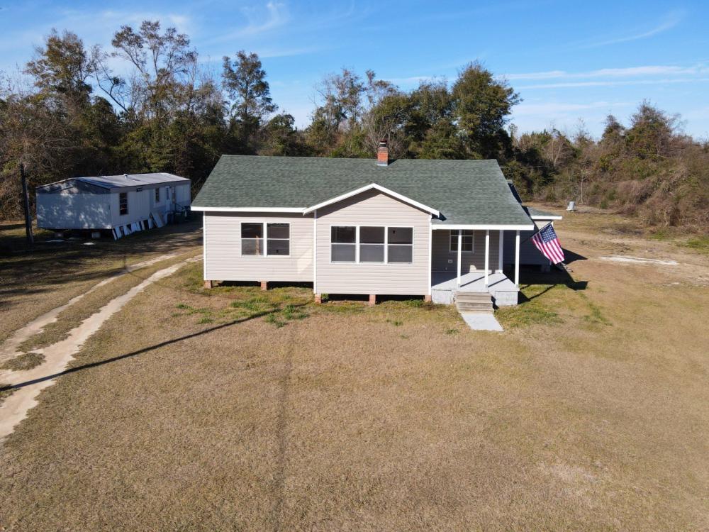Currently Displayed Property Photo