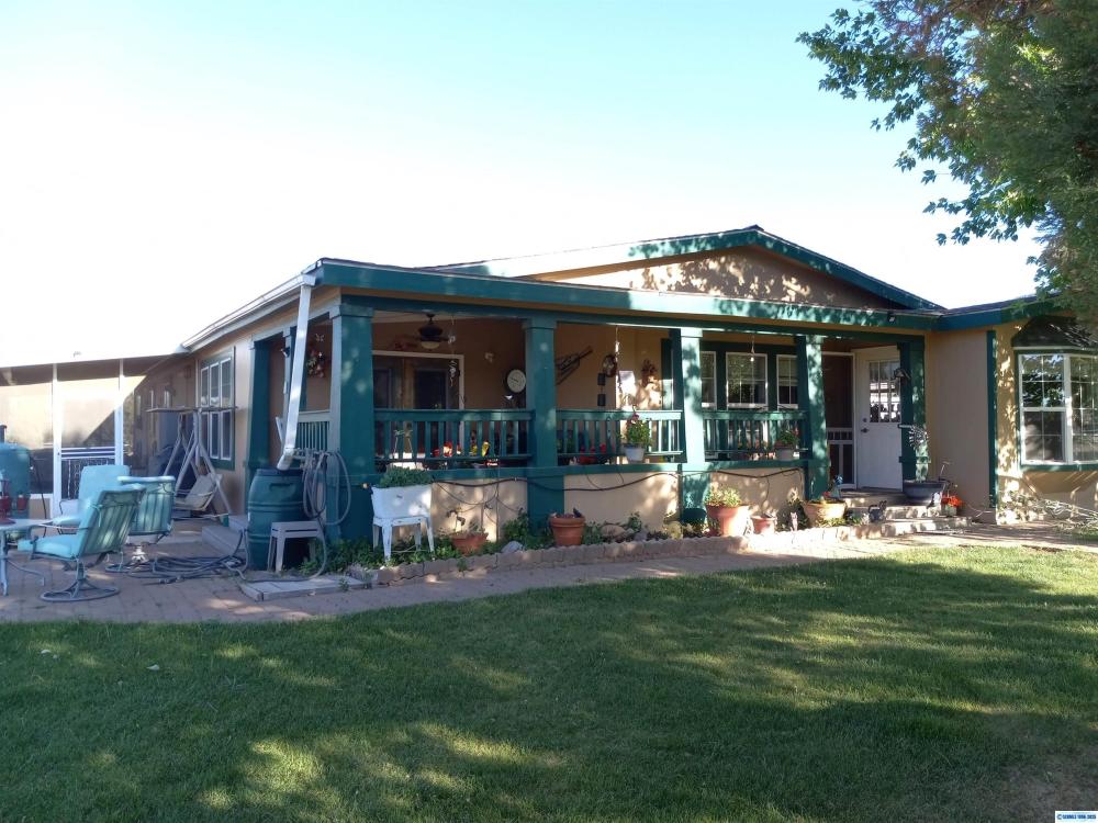 Currently Displayed Property Photo