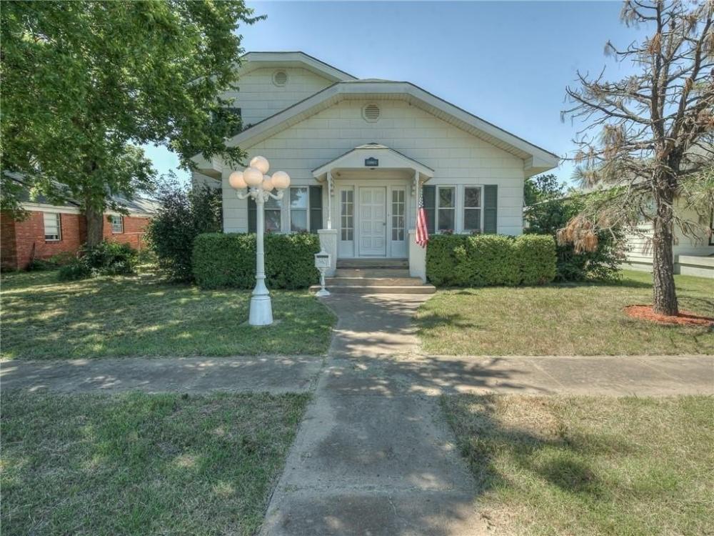 Currently Displayed Property Photo