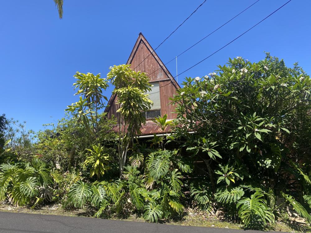 Currently Displayed Property Photo