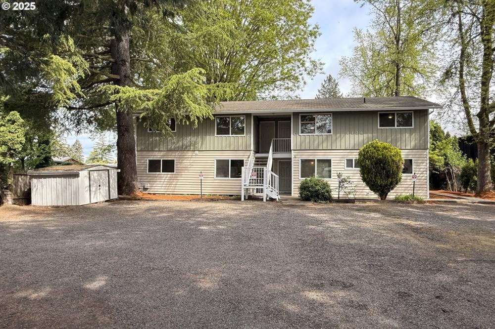 Currently Displayed Property Photo