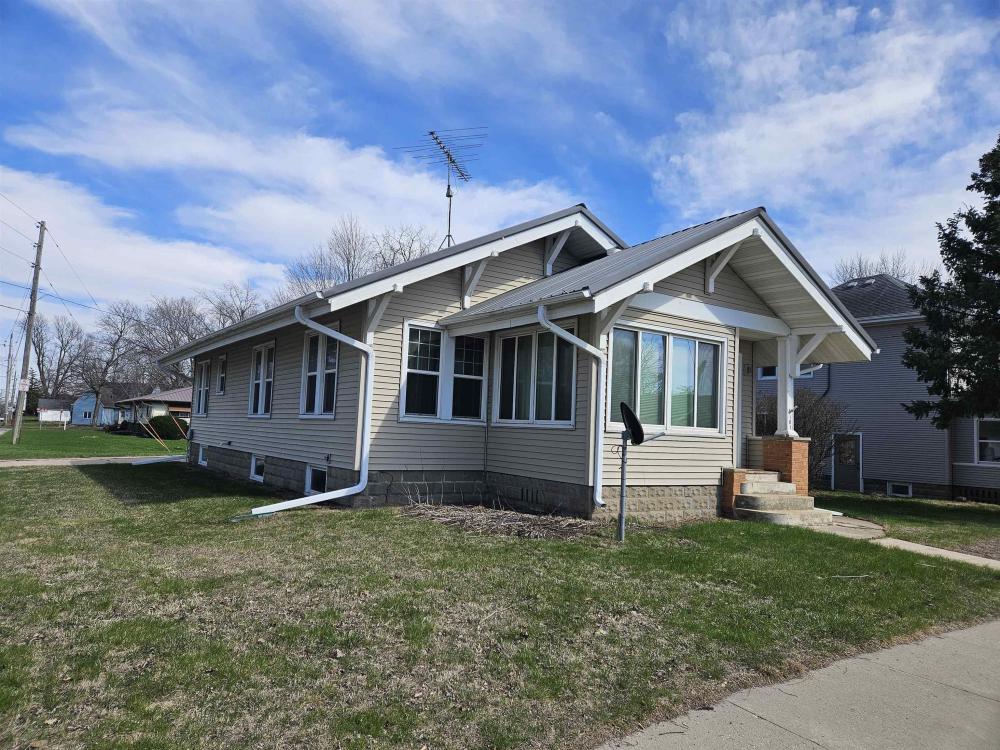 Currently Displayed Property Photo
