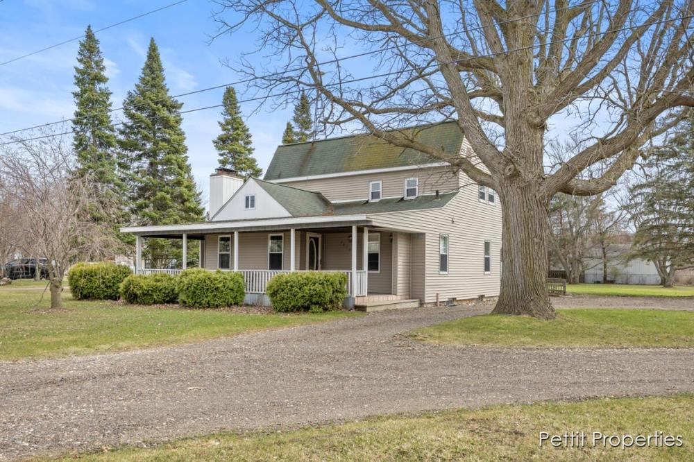 Currently Displayed Property Photo