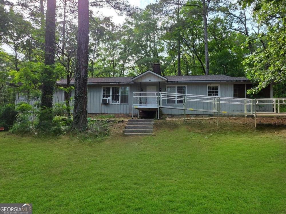 Currently Displayed Property Photo