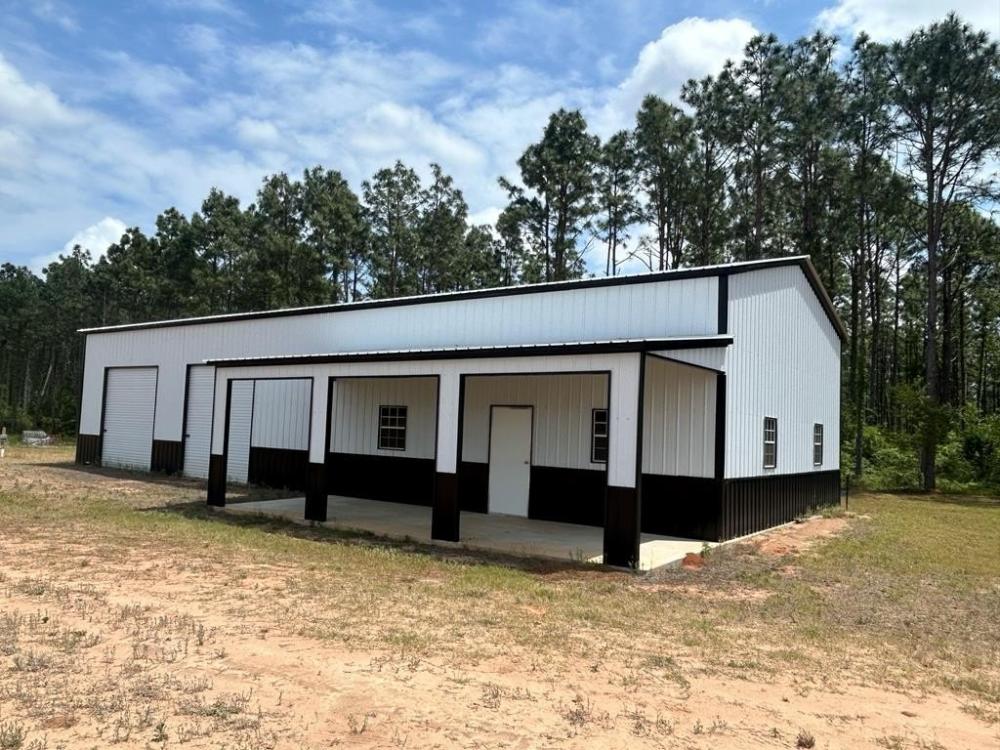 Currently Displayed Property Photo
