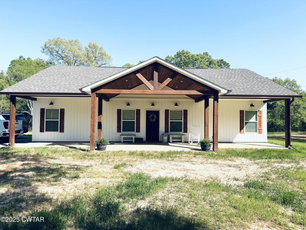 Currently Displayed Property Photo