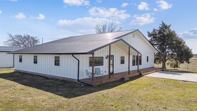 Currently Displayed Property Photo