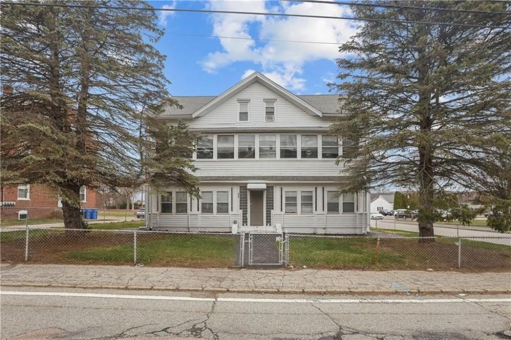 Currently Displayed Property Photo