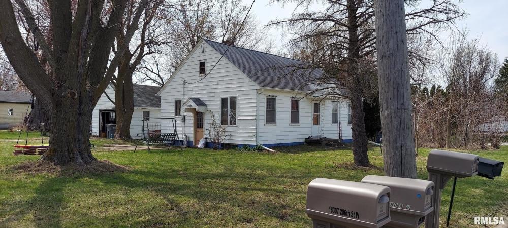 Currently Displayed Property Photo
