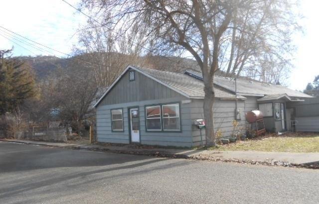 Currently Displayed Property Photo
