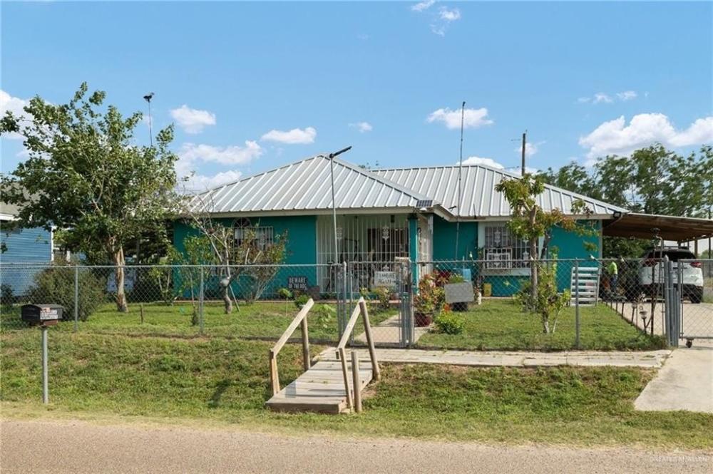 Currently Displayed Property Photo