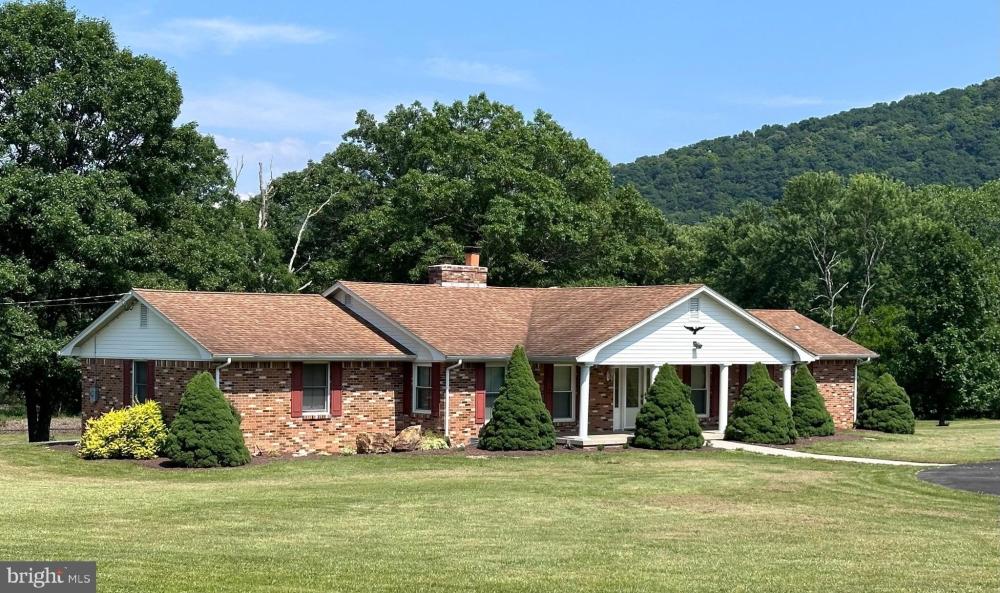 Currently Displayed Property Photo