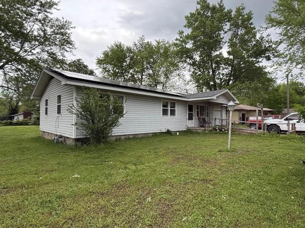 Currently Displayed Property Photo