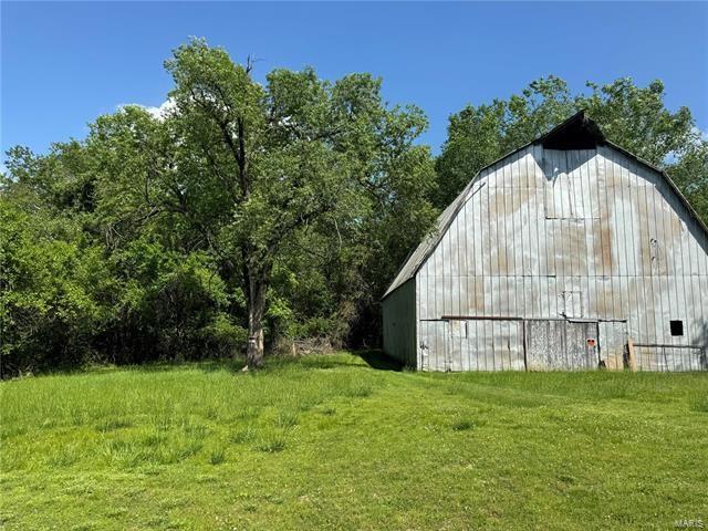 Currently Displayed Property Photo