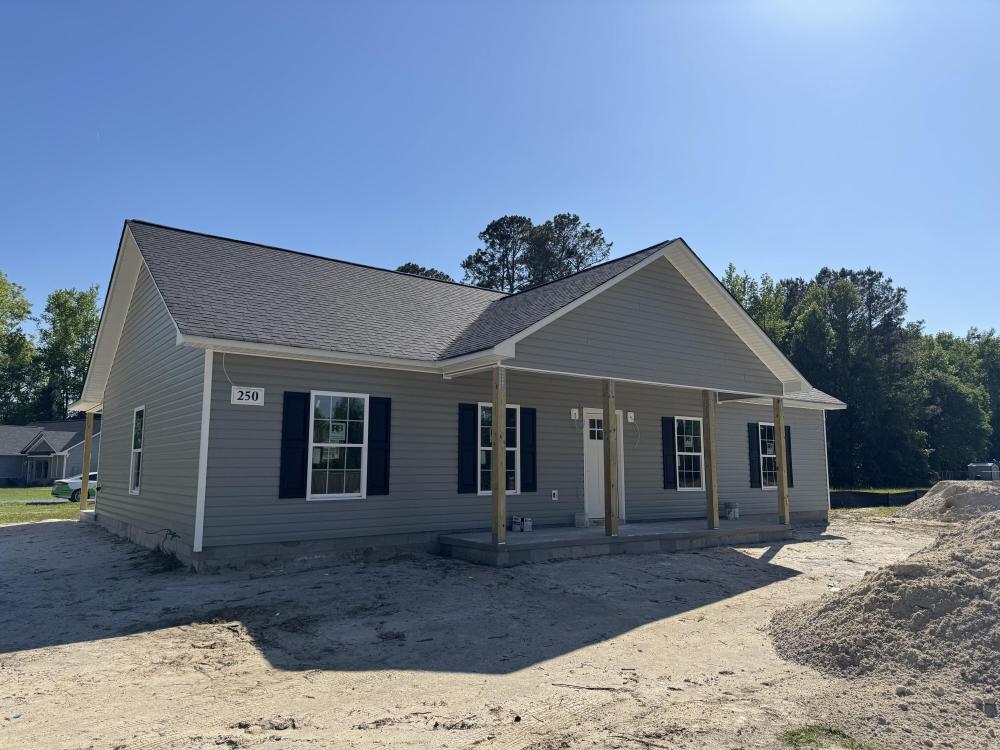 Currently Displayed Property Photo