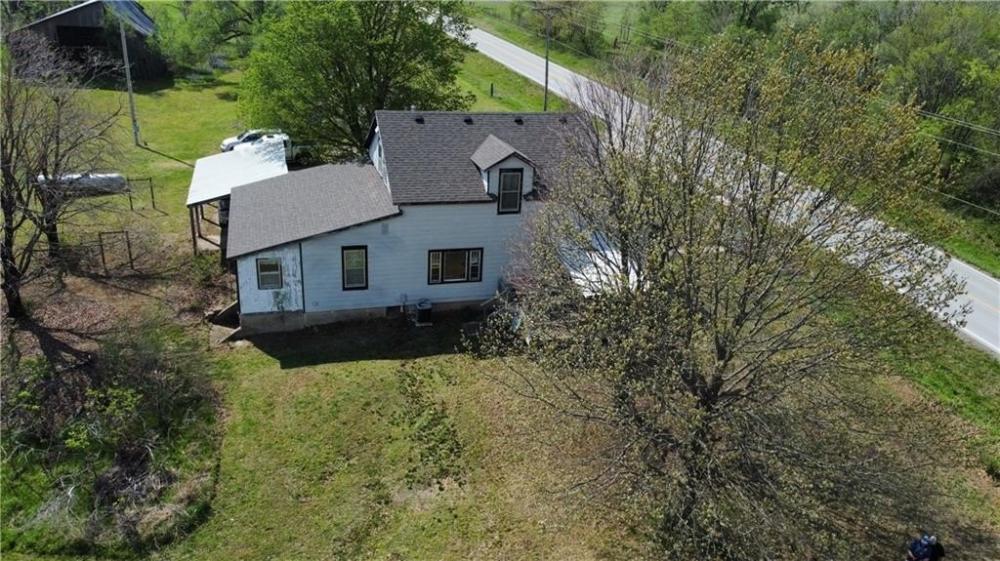 Currently Displayed Property Photo