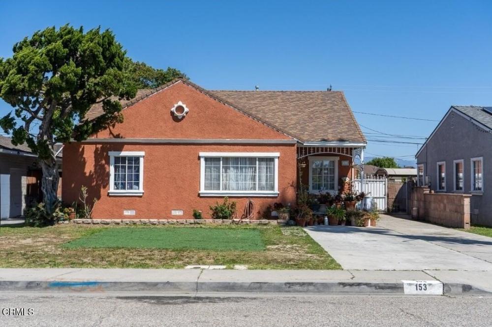 Currently Displayed Property Photo