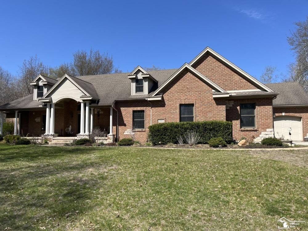 Currently Displayed Property Photo