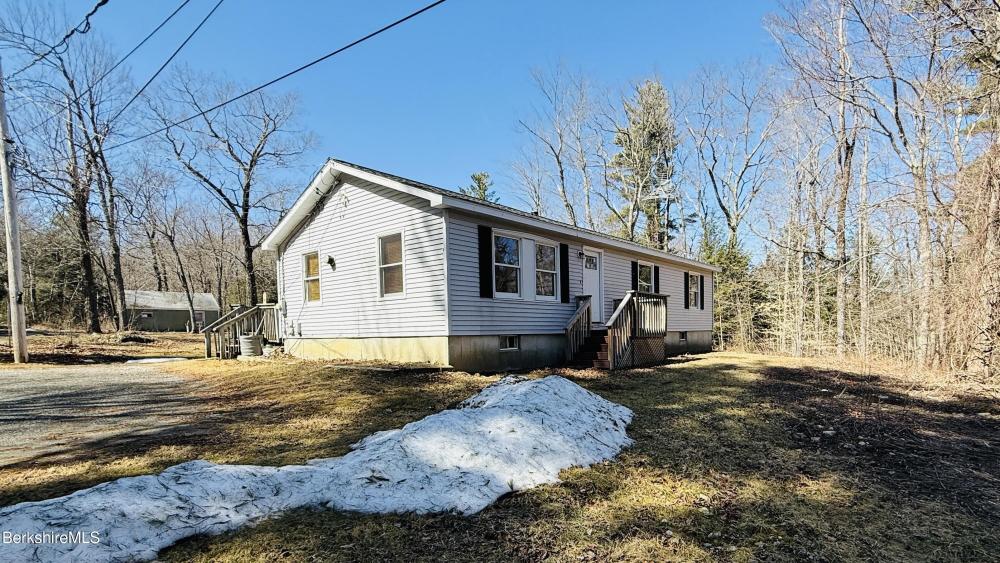 Currently Displayed Property Photo