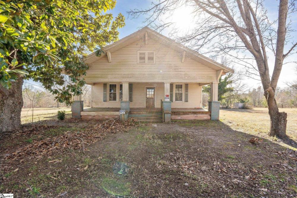 Currently Displayed Property Photo