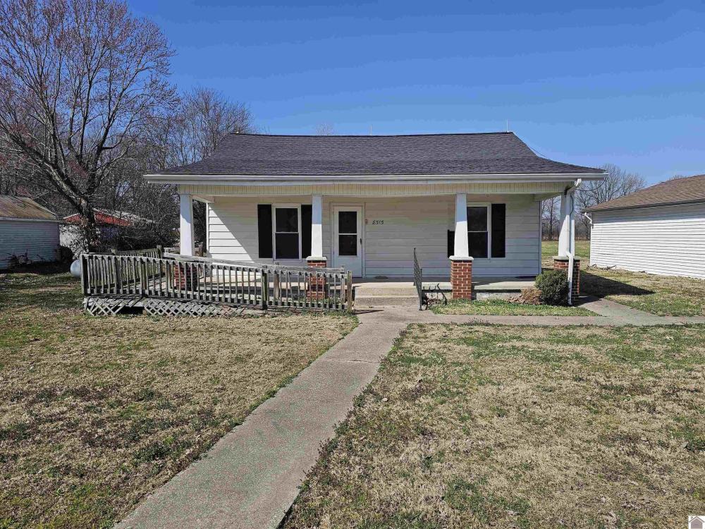 Currently Displayed Property Photo