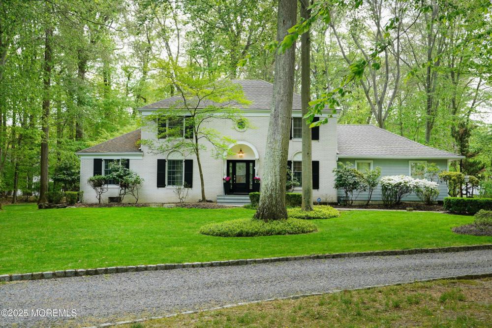 Currently Displayed Property Photo