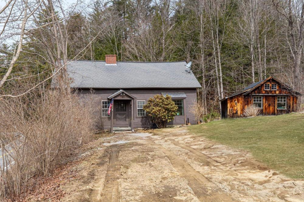 Currently Displayed Property Photo