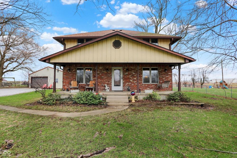 Currently Displayed Property Photo