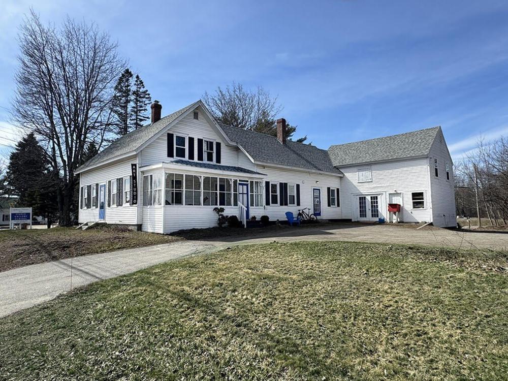 Currently Displayed Property Photo
