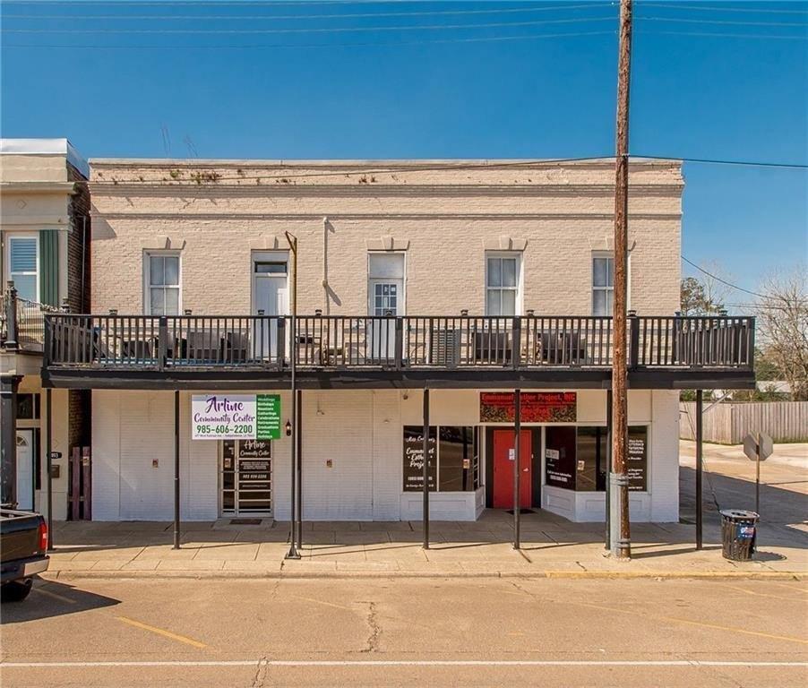 Currently Displayed Property Photo
