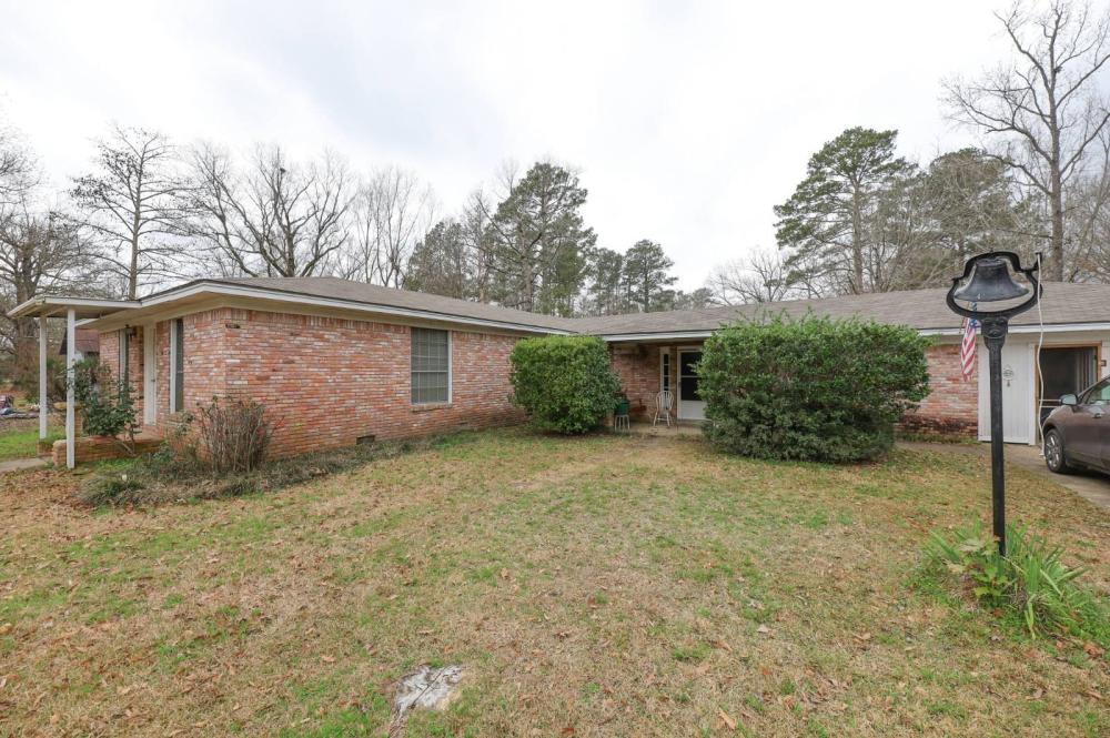 Currently Displayed Property Photo