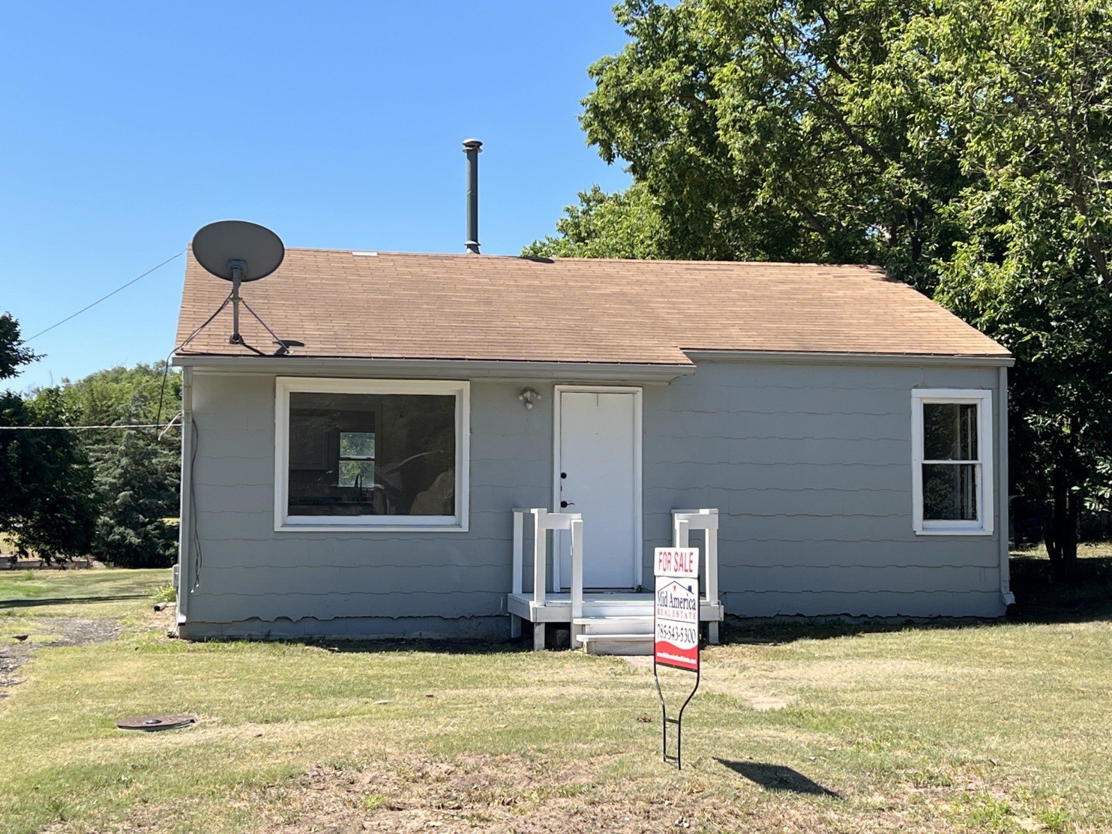 Currently Displayed Property Photo