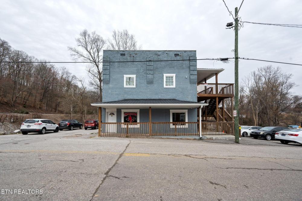 Currently Displayed Property Photo