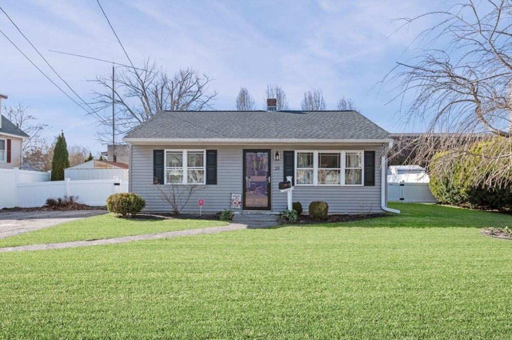 Currently Displayed Property Photo