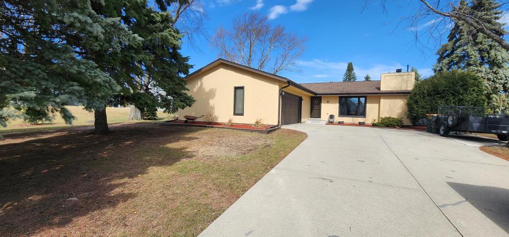 Currently Displayed Property Photo