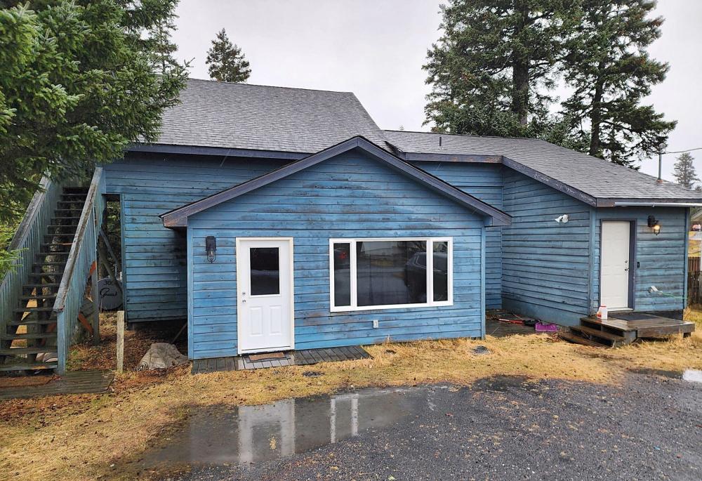 Currently Displayed Property Photo