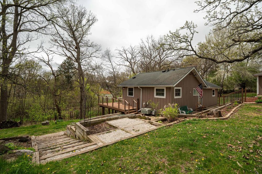 Currently Displayed Property Photo