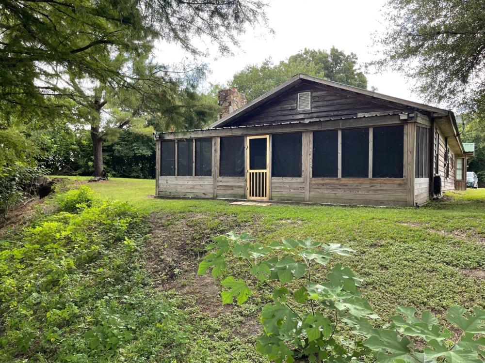 Currently Displayed Property Photo