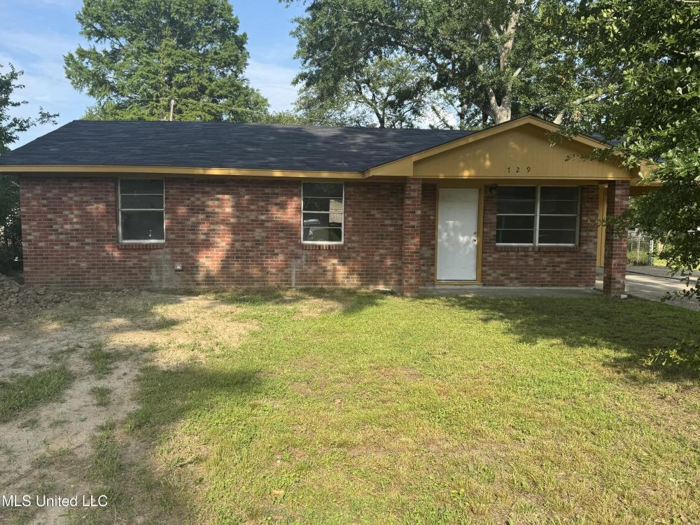 Currently Displayed Property Photo