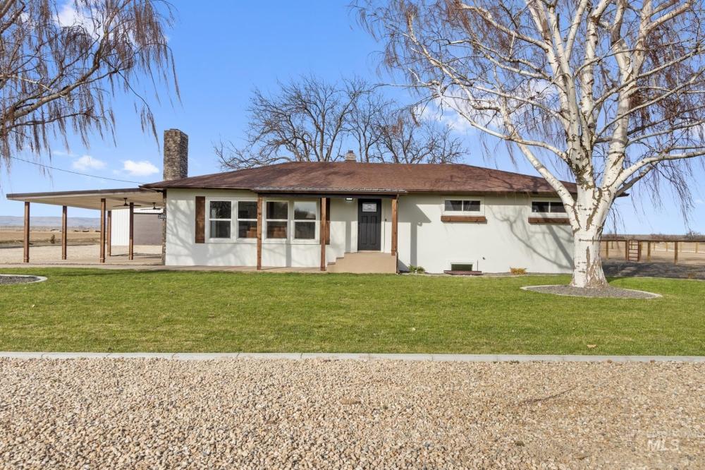 Currently Displayed Property Photo