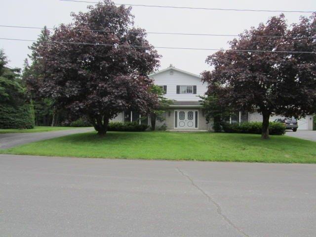 Currently Displayed Property Photo