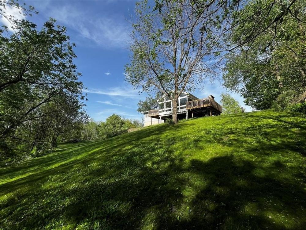 Currently Displayed Property Photo