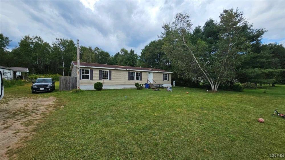 Currently Displayed Property Photo