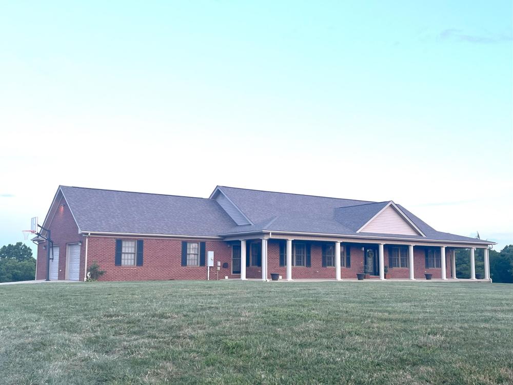 Currently Displayed Property Photo