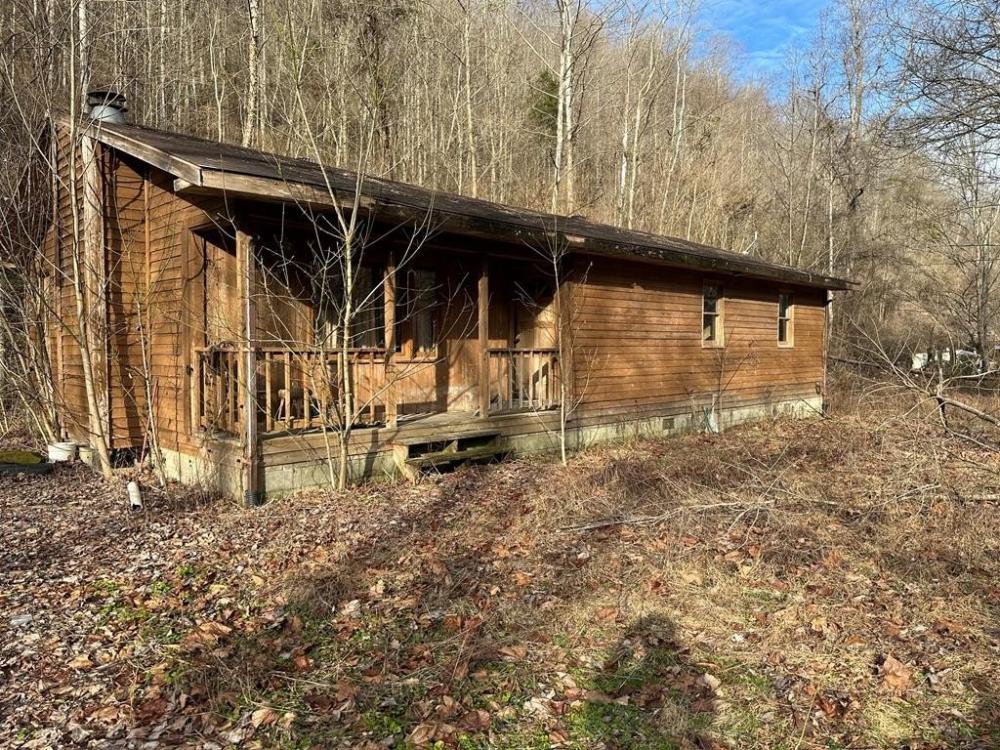 Currently Displayed Property Photo